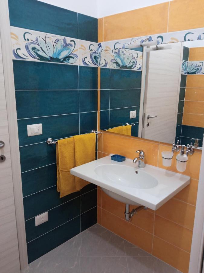 A Casa Di Gi Bed & Breakfast Porto Torres Exterior photo